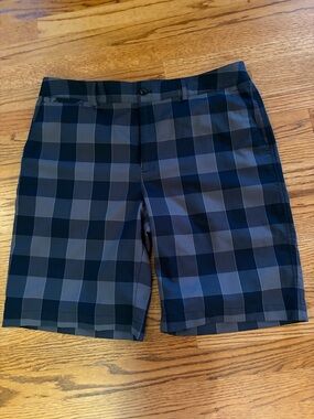 Under Armour Men's Navy and Dark Gray Plaid Performance Shorts
